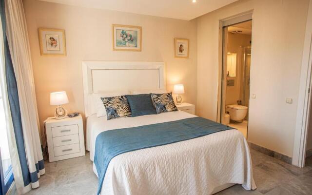 Duplex apartment on the beach 71