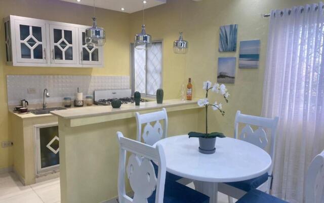 Apartamentos Melya cerca de la Playa Caleta