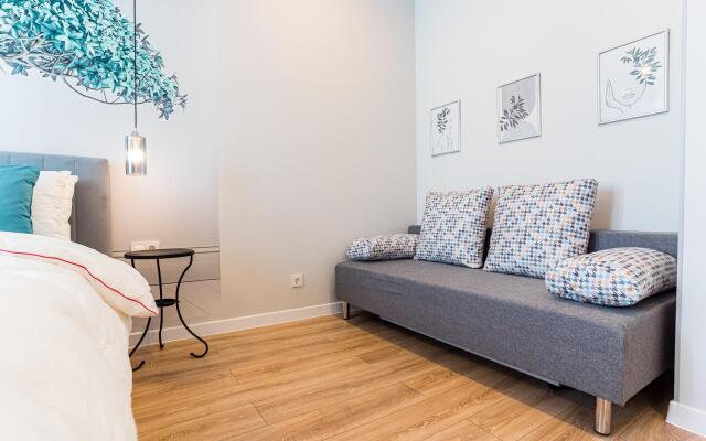 LetoApart (ЛетоАпарт) на улице Энгельса 93-136