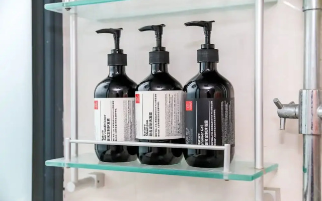 Locals Boutique Apartment Huafa Plaza 5