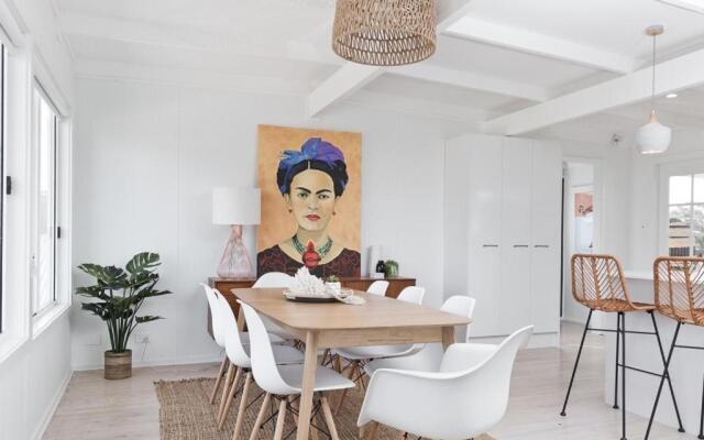 Swell - Pet Friendly - 2 Mins Walk to Beach