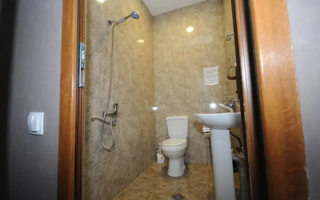 Hotel 7 Rooms