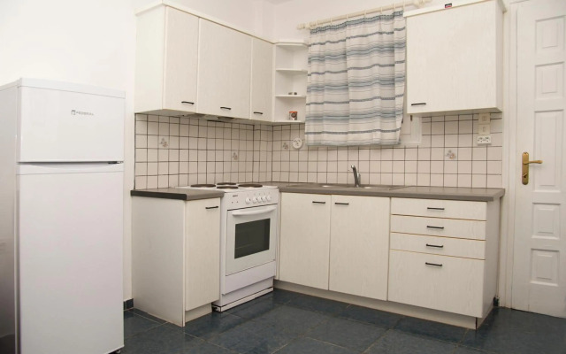 Erato Apartments