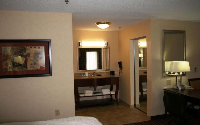 Hampton Inn & Suites Dayton-Airport