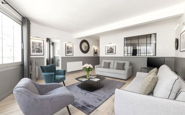 Luxury 3BDR Le Marais III by Livinparis