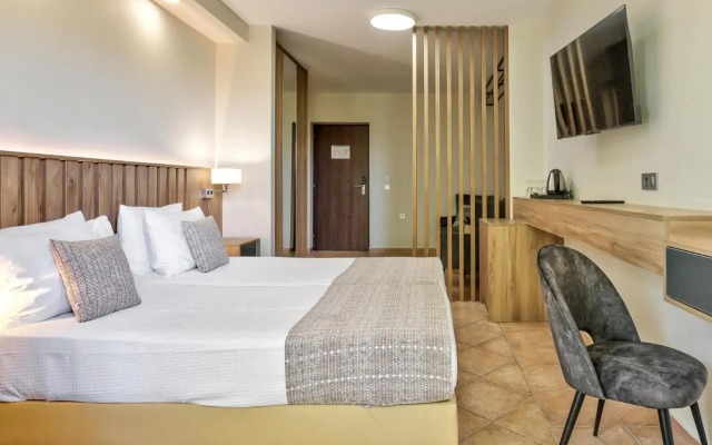 White Olive Premium Laganas - All Inclusive