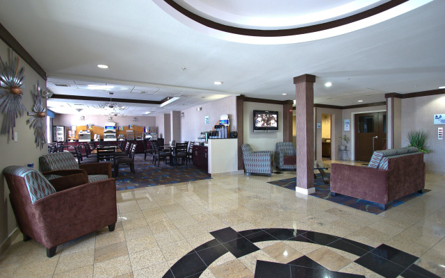 Holiday Inn Express Hotel & Suites Bastrop, an IHG Hotel