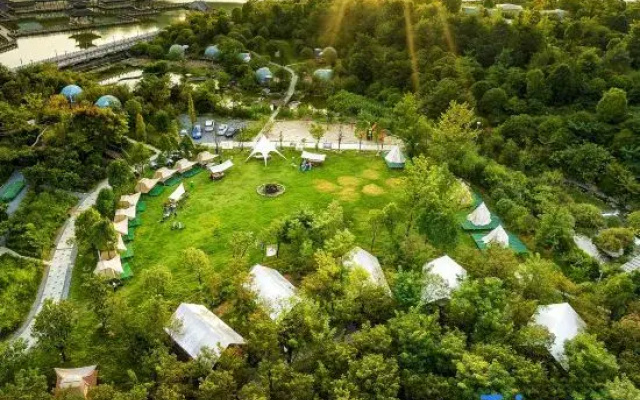 Longqi Tribe· Starry Sky Camping (Duyun Shanmu Lake Park)