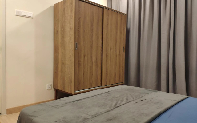 Timur Bay Seafront Residence by DamaiFresh – Guest Rooms – Balok