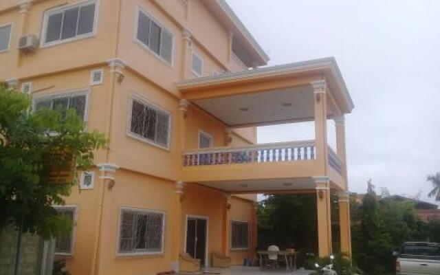 joli guesthouse