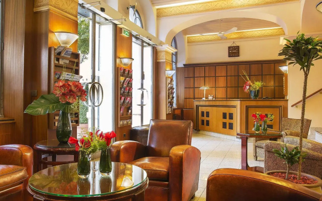 Hôtel Raspail Montparnasse