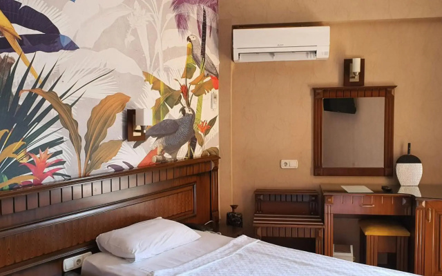 Side Golden Rock Hotel 16+ Adults Only