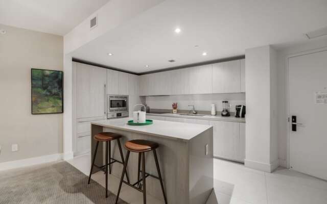 Luxury 2Br Condo At Hyde Beach