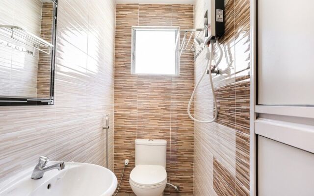 OYO 89696 D'yaya Hotel