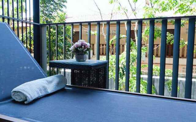 Apartment 22 @The Deck by Lofty Villas