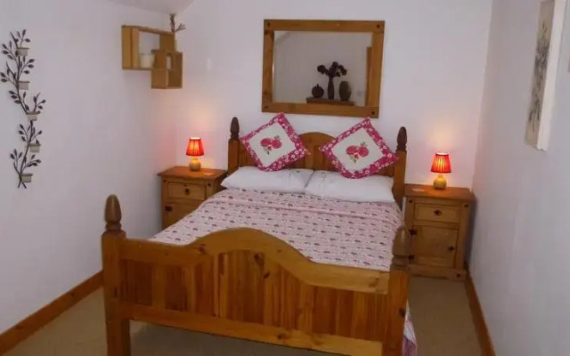 Belan Lodge - Courtyard Accommodation,"The Ebenezer"