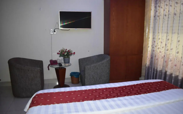 Thiên Phú Logia Hotel