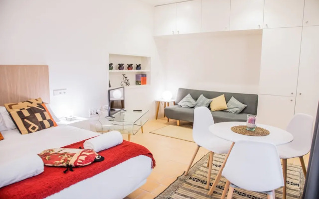 San Juan Alfalfa Oasis I by Valcambre