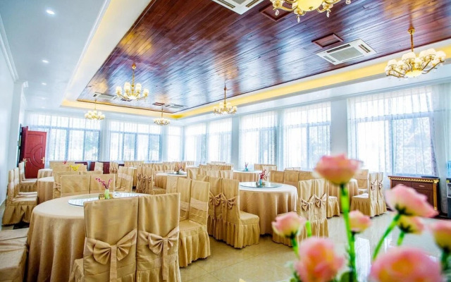 36 Manor International Sport Hotel