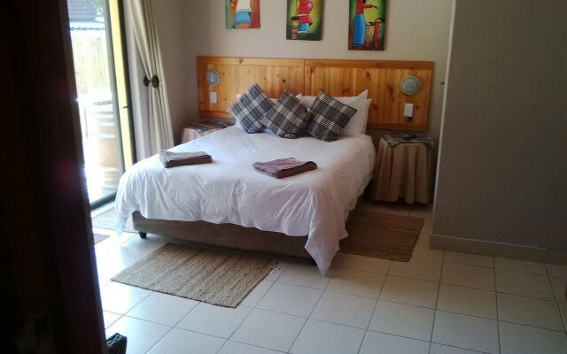 Flintstones Guest House Cape Town