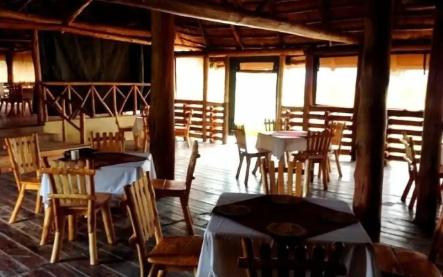 Lake Bunyonyi Eco Resort