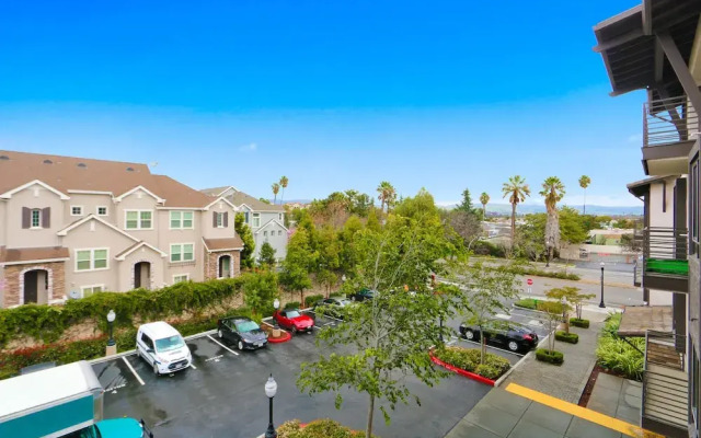 Global Luxury Suites Sunnyvale North