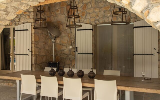 Lively Villa in Les Salelles With Private Swimmiing Pool