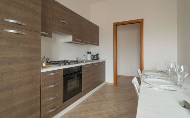 Duomo XI Apartment by Wonderful Italy