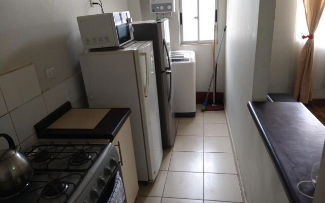 Oportunidad! Depto a pasos del centro!