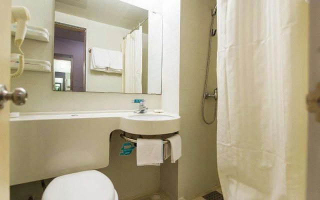 Jinjiang Inn Jinshan City Sands