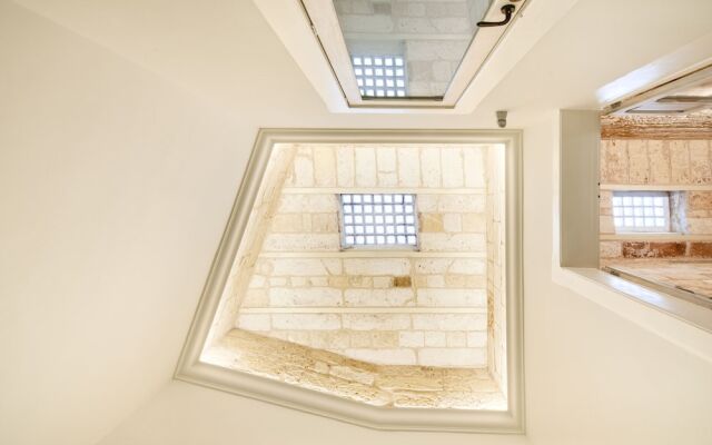 Vittoria Luxury House