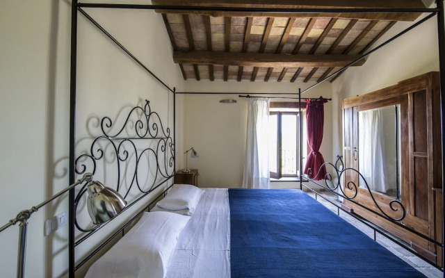 Enticing Apartment in Ascoli Piceno With Swimming Pool