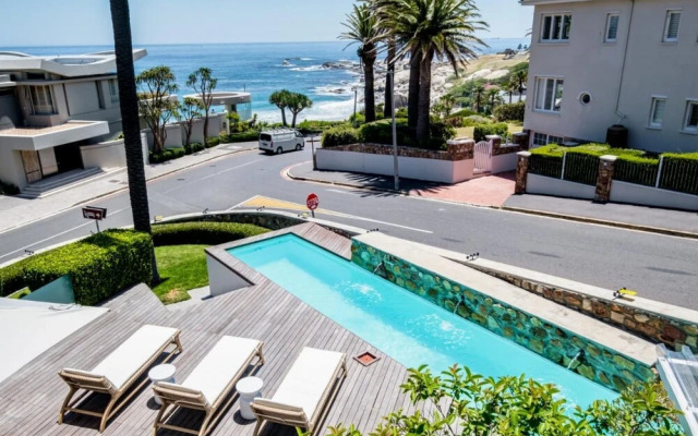 Sedgemoor Villa in Camps Bay