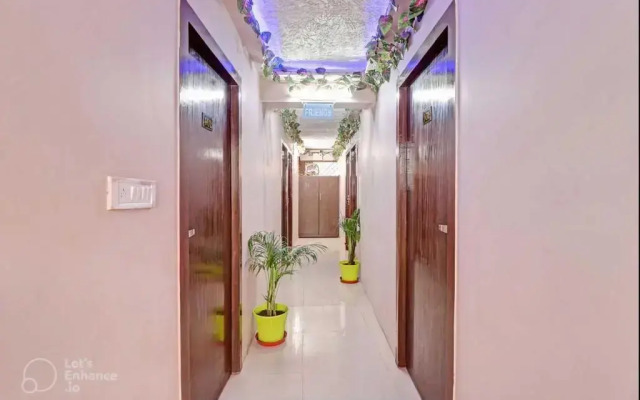 OYO Hotel Bottom Inn