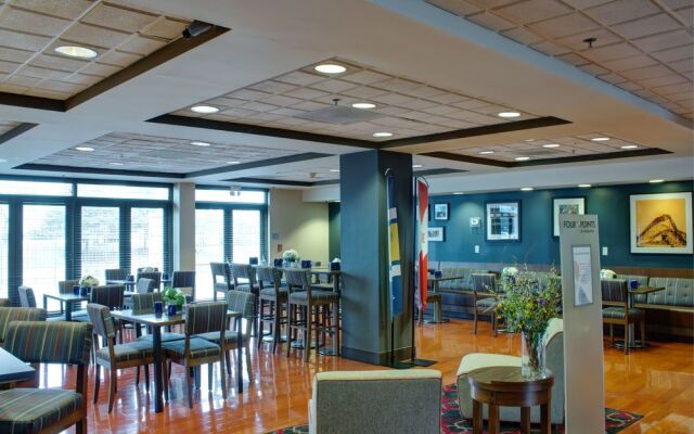 Wingate by Wyndham Columbus / Polaris