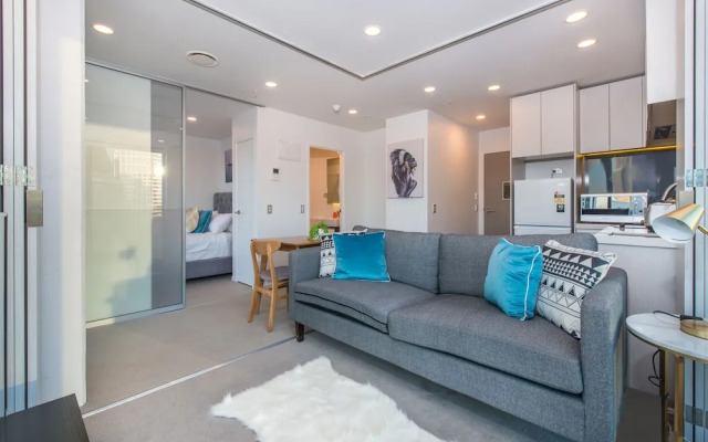 JHT - 1 BRM Apartment, Superb Central, Sky Tower view