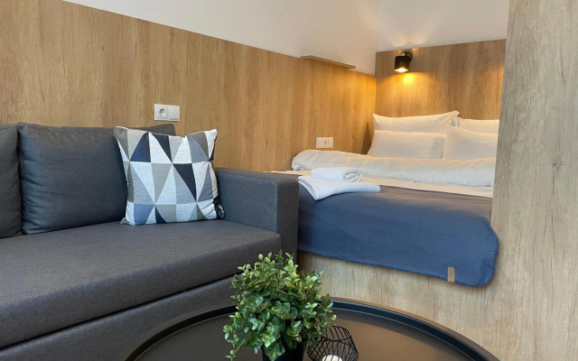 SH Studio Apartments Sarajevo - Blue
