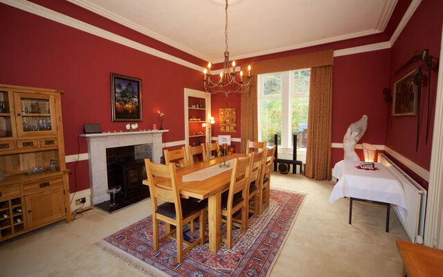 Lochwood House B&B and Self Catering