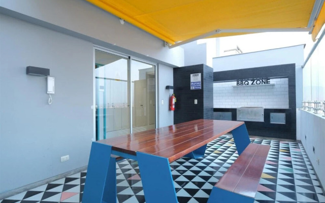 Stylish apt Amazing Ocean View - Gym Karaoke Pool