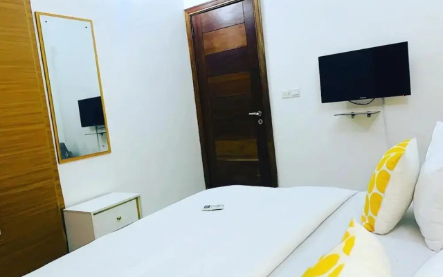 Charming 1-bed Apartment in Victoria Island, Lagos