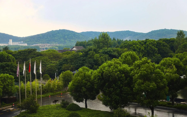 Courtyard by Marriott Wuxi Lihu Lake