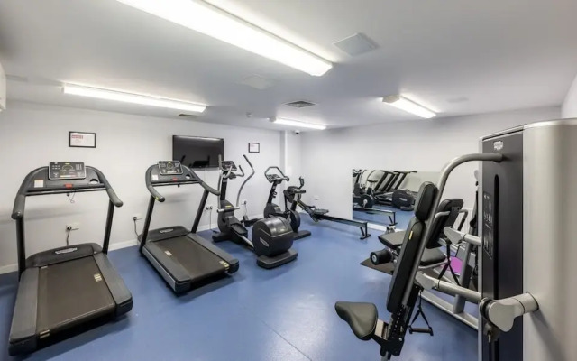 JOIVY Affordable Edinburgh - Adults only