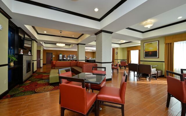 Holiday Inn Express & Suites Alva