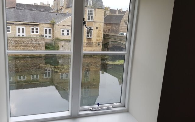 Riverside Apartments Stamford