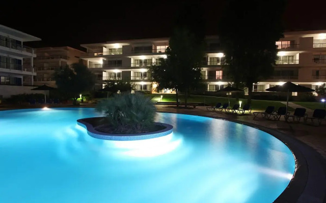 Marina Club Ii