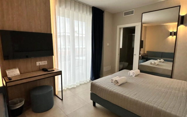 Petit Hotel