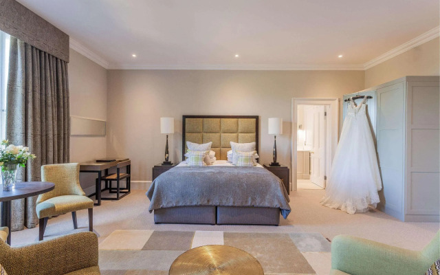 Oatlands Park Hotel