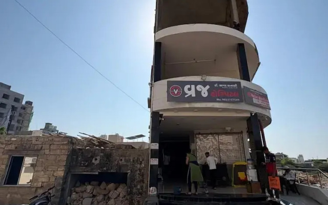 Vrajvashi -Home stay Dwarka