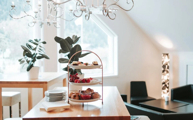 Bårdshaug Herregård