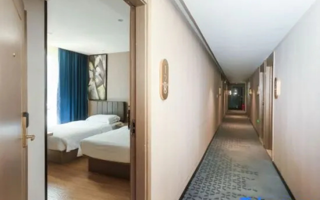 Ruize Hotel (Chongqing Jiefangbei Pedestrian Street)